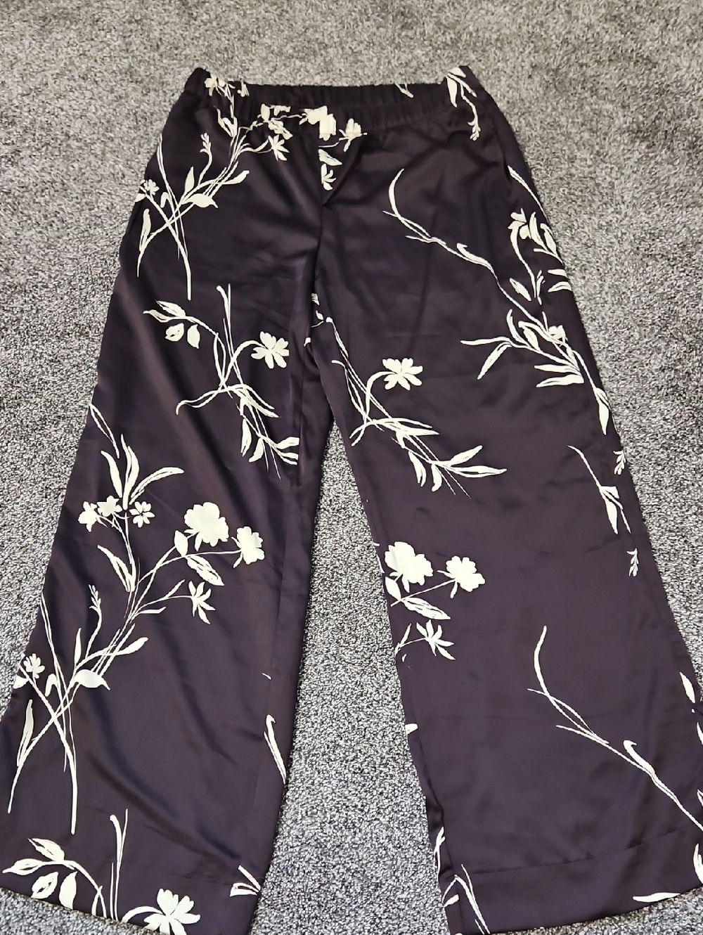 A New Day Wide-Leg Silky Pants with Cream Floral Print